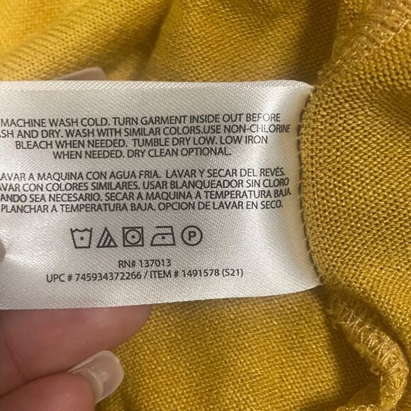 Orvis Large Yellow V-Neck Short Sleeve Top - Picture 5 of 5